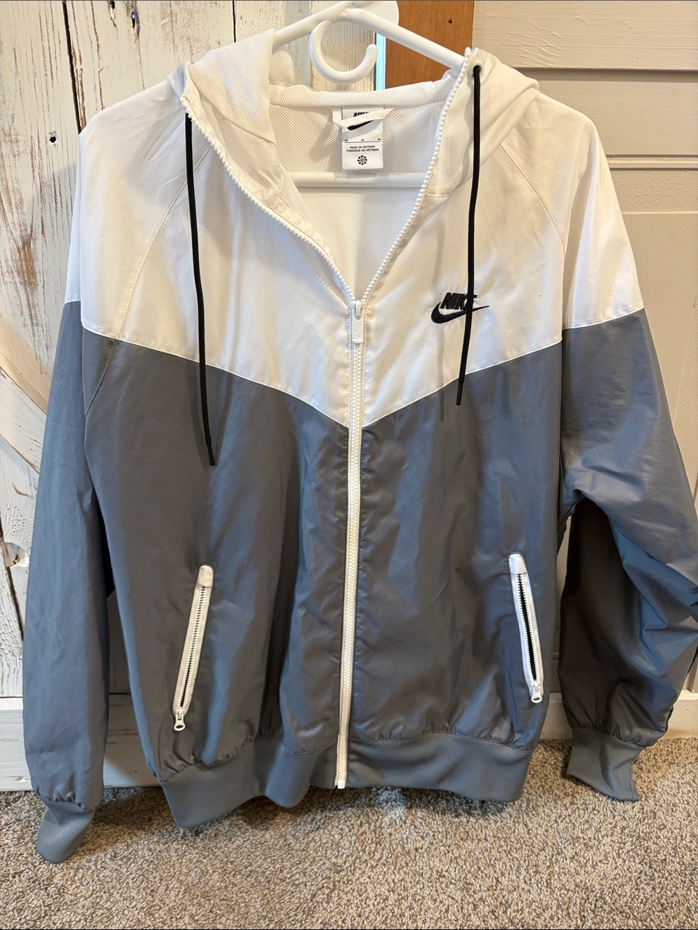 Nike White and Gray Hooded Windbreaker Jacket
